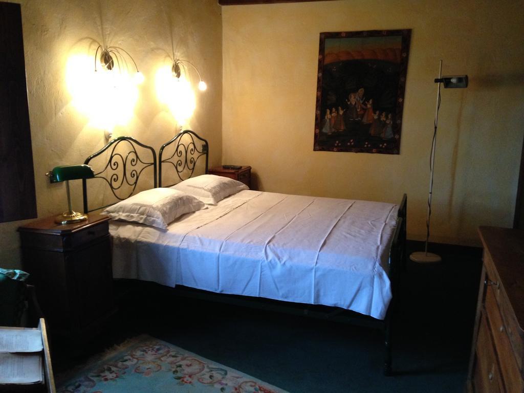 Country House Apartment Zerbolo Ruang foto