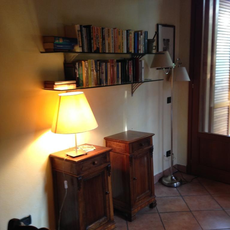 Country House Apartment Zerbolo Bagian luar foto